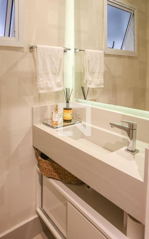 Apartamento para alugar com 75m², 2 quartos e 1 vaga Apartamento para alugar com 75m², 2 quartos e 1 vagaLavabo