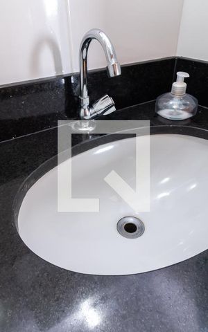 Casa de condomínio à venda com 127m², 3 quartos e 2 vagasBanheiro 3