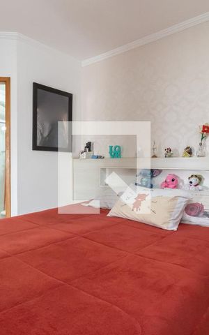 Casa de condomínio à venda com 127m², 3 quartos e 2 vagasSuíte