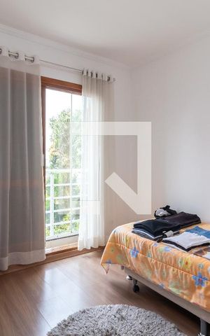 Casa de condomínio à venda com 127m², 3 quartos e 2 vagasQuarto 3