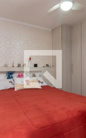 Casa de condomínio à venda com 127m², 3 quartos e 2 vagasSuíte