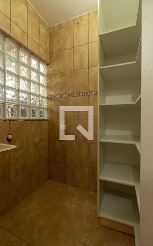 Casa para alugar com 70m², 1 quarto e sem vaga Casa para alugar com 70m², 1 quarto e sem vagaÁrea de Serviço