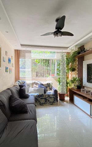 Apartamento à venda com 73m², 2 quartos e 1 vaga Apartamento à venda com 73m², 2 quartos e 1 vagaSala