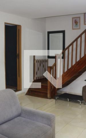 Casa à venda com 120m², 3 quartos e 1 vagaSala