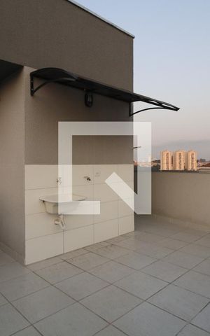 Apartamento para alugar com 40m², 2 quartos e 1 vagaÁrea de Serviço