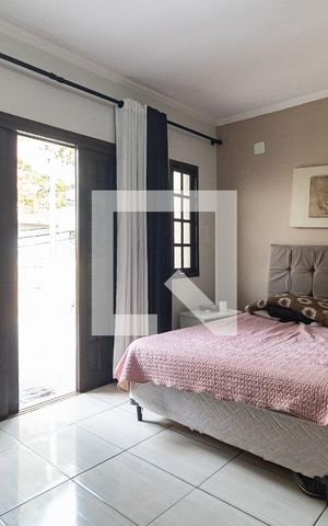 Casa à venda com 180m², 3 quartos e 1 vaga Casa à venda com 180m², 3 quartos e 1 vagaQuarto 1