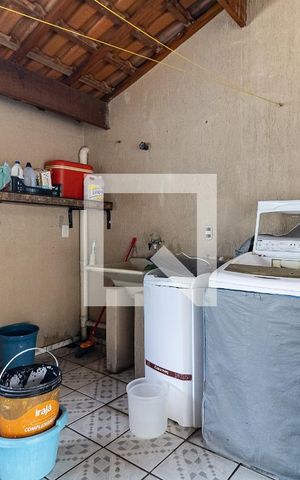 Casa à venda com 180m², 3 quartos e 1 vaga Casa à venda com 180m², 3 quartos e 1 vagaLavanderia