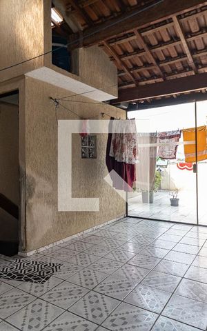 Casa à venda com 180m², 3 quartos e 1 vaga Casa à venda com 180m², 3 quartos e 1 vagaLavanderia