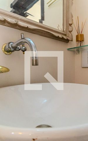 Apartamento à venda com 66m², 1 quarto e sem vagaBanheiro