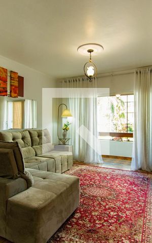 Apartamento à venda com 120m², 3 quartos e 2 vagas Apartamento à venda com 120m², 3 quartos e 2 vagasSala