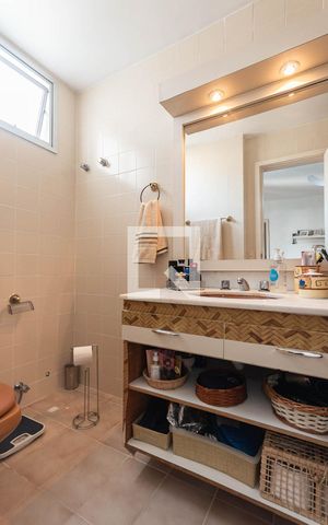 Apartamento à venda com 77m², 2 quartos e 2 vagasBanheiro Suíte