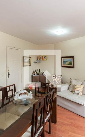 Apartamento à venda com 77m², 2 quartos e 2 vagasSala