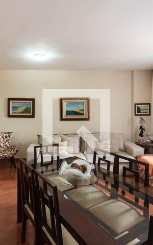Apartamento à venda com 77m², 2 quartos e 2 vagasSala