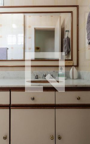 Apartamento à venda com 77m², 2 quartos e 2 vagasBanheiro