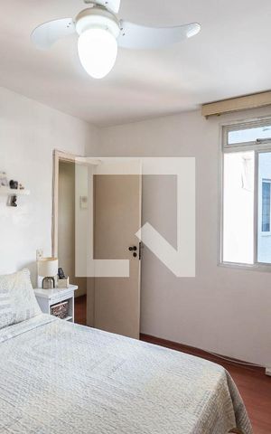 Apartamento à venda com 77m², 2 quartos e 2 vagasSuíte