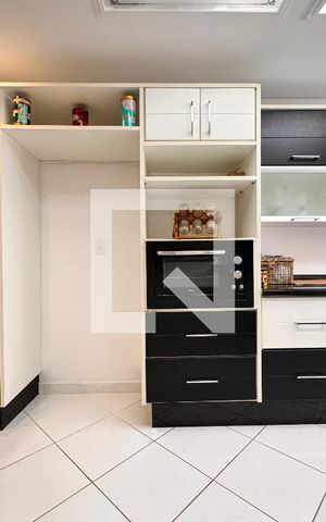 Apartamento à venda com 160m², 3 quartos e 2 vagas Apartamento à venda com 160m², 3 quartos e 2 vagasCozinha