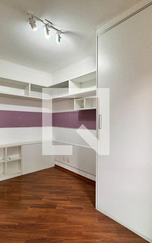 Apartamento à venda com 160m², 3 quartos e 2 vagas Apartamento à venda com 160m², 3 quartos e 2 vagasQuarto 1