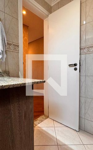 Apartamento à venda com 160m², 3 quartos e 2 vagas Apartamento à venda com 160m², 3 quartos e 2 vagasBanheiro