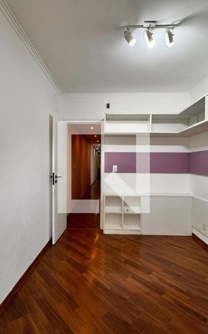 Apartamento à venda com 160m², 3 quartos e 2 vagas Apartamento à venda com 160m², 3 quartos e 2 vagasQuarto 1