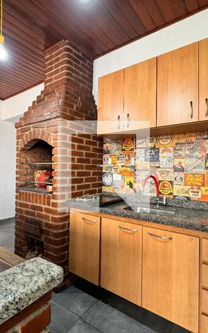 Apartamento à venda com 160m², 3 quartos e 2 vagas Apartamento à venda com 160m², 3 quartos e 2 vagasCobertura