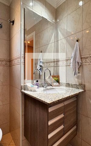 Apartamento à venda com 160m², 3 quartos e 2 vagas Apartamento à venda com 160m², 3 quartos e 2 vagasBanheiro