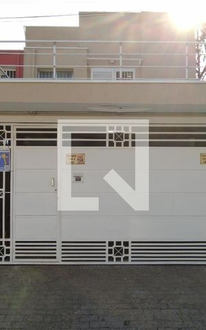 Casa à venda com 136m², 3 quartos e 2 vagasFachada
