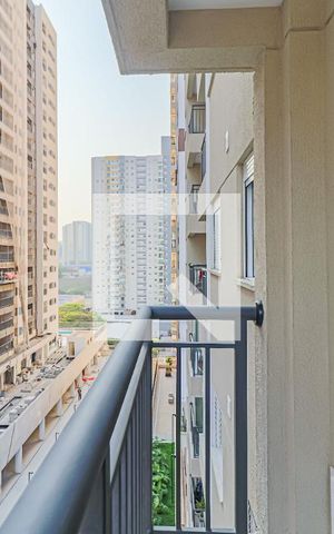 Apartamento para alugar com 31m², 1 quarto e sem vaga Apartamento para alugar com 31m², 1 quarto e sem vagaVaranda