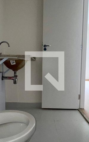 Studio para alugar com 25m², 1 quarto e sem vaga Studio para alugar com 25m², 1 quarto e sem vagaBanheiro