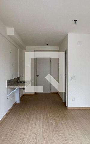 Studio para alugar com 25m², 1 quarto e sem vaga Studio para alugar com 25m², 1 quarto e sem vagaStudio