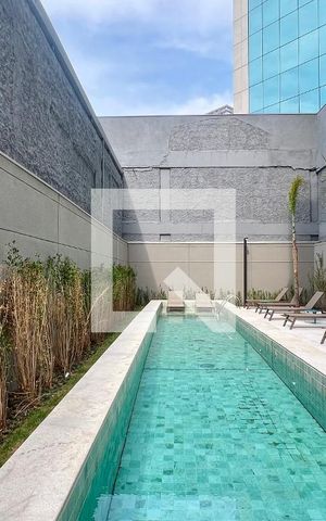 Studio para alugar com 25m², 1 quarto e sem vaga Studio para alugar com 25m², 1 quarto e sem vagaPiscina