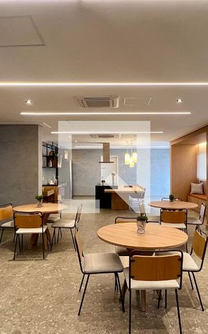 Studio para alugar com 25m², 1 quarto e sem vaga Studio para alugar com 25m², 1 quarto e sem vagaSalão de Festas