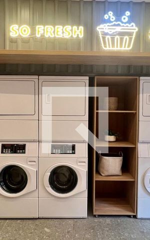Studio para alugar com 25m², 1 quarto e sem vaga Studio para alugar com 25m², 1 quarto e sem vagaLavanderia