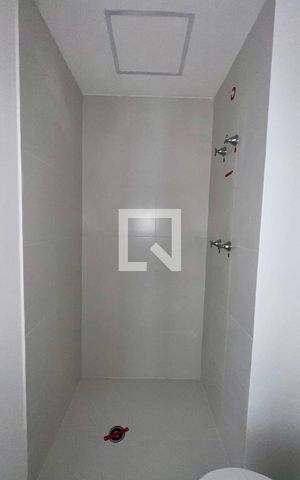 Studio para alugar com 25m², 1 quarto e sem vaga Studio para alugar com 25m², 1 quarto e sem vagaBanheiro