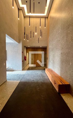 Studio para alugar com 25m², 1 quarto e sem vaga Studio para alugar com 25m², 1 quarto e sem vagaHall de entrada