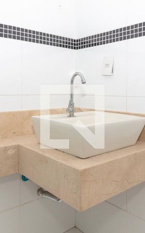 Casa à venda com 175m², 2 quartos e 1 vagaBanheiro