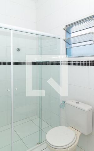 Casa à venda com 175m², 2 quartos e 1 vagaBanheiro