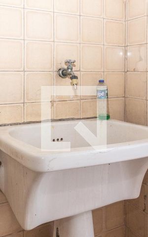 Casa à venda com 175m², 2 quartos e 1 vagaÁrea de Serviço