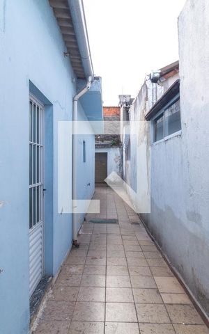 Casa à venda com 175m², 2 quartos e 1 vagaCorredor Externo
