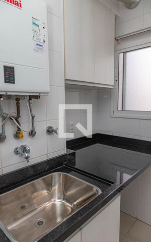 Apartamento à venda com 67m², 2 quartos e 1 vagaÁrea de serviço 