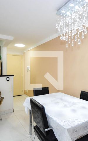Apartamento à venda com 55m², 2 quartos e 1 vaga Apartamento à venda com 55m², 2 quartos e 1 vagaSala