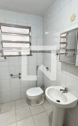 Casa à venda com 52m², 1 quarto e sem vagaBanheiro