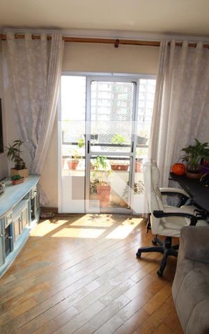 Apartamento à venda com 77m², 3 quartos e 2 vagasSala