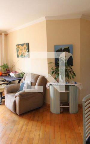 Apartamento à venda com 77m², 3 quartos e 2 vagasSala