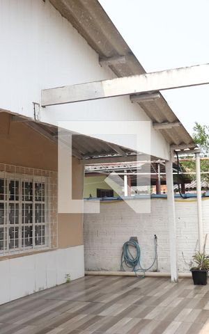 Casa à venda com 160m², 2 quartos e 2 vagasFachada