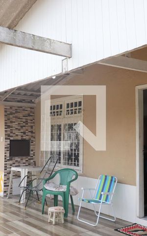 Casa à venda com 160m², 2 quartos e 2 vagasFachada