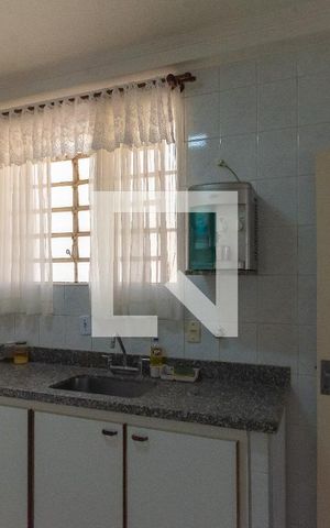 Apartamento à venda com 131m², 3 quartos e 1 vaga Apartamento à venda com 131m², 3 quartos e 1 vagaCozinha