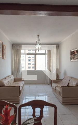 Apartamento à venda com 131m², 3 quartos e 1 vaga Apartamento à venda com 131m², 3 quartos e 1 vagaSala