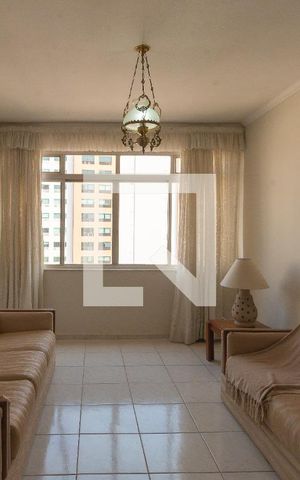 Apartamento à venda com 131m², 3 quartos e 1 vaga Apartamento à venda com 131m², 3 quartos e 1 vagaSala