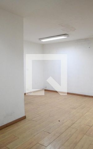Casa à venda com 311m², 3 quartos e 5 vagas Casa à venda com 311m², 3 quartos e 5 vagasSala
