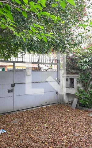 Casa à venda com 311m², 3 quartos e 5 vagas Casa à venda com 311m², 3 quartos e 5 vagasÁrea comum